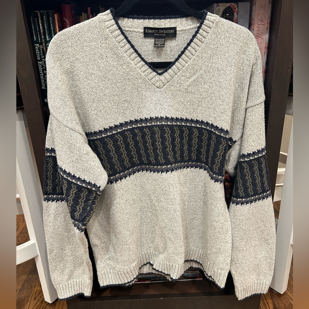 Vintage 90s Relaxed Fit Sweater Made in U.S.A.